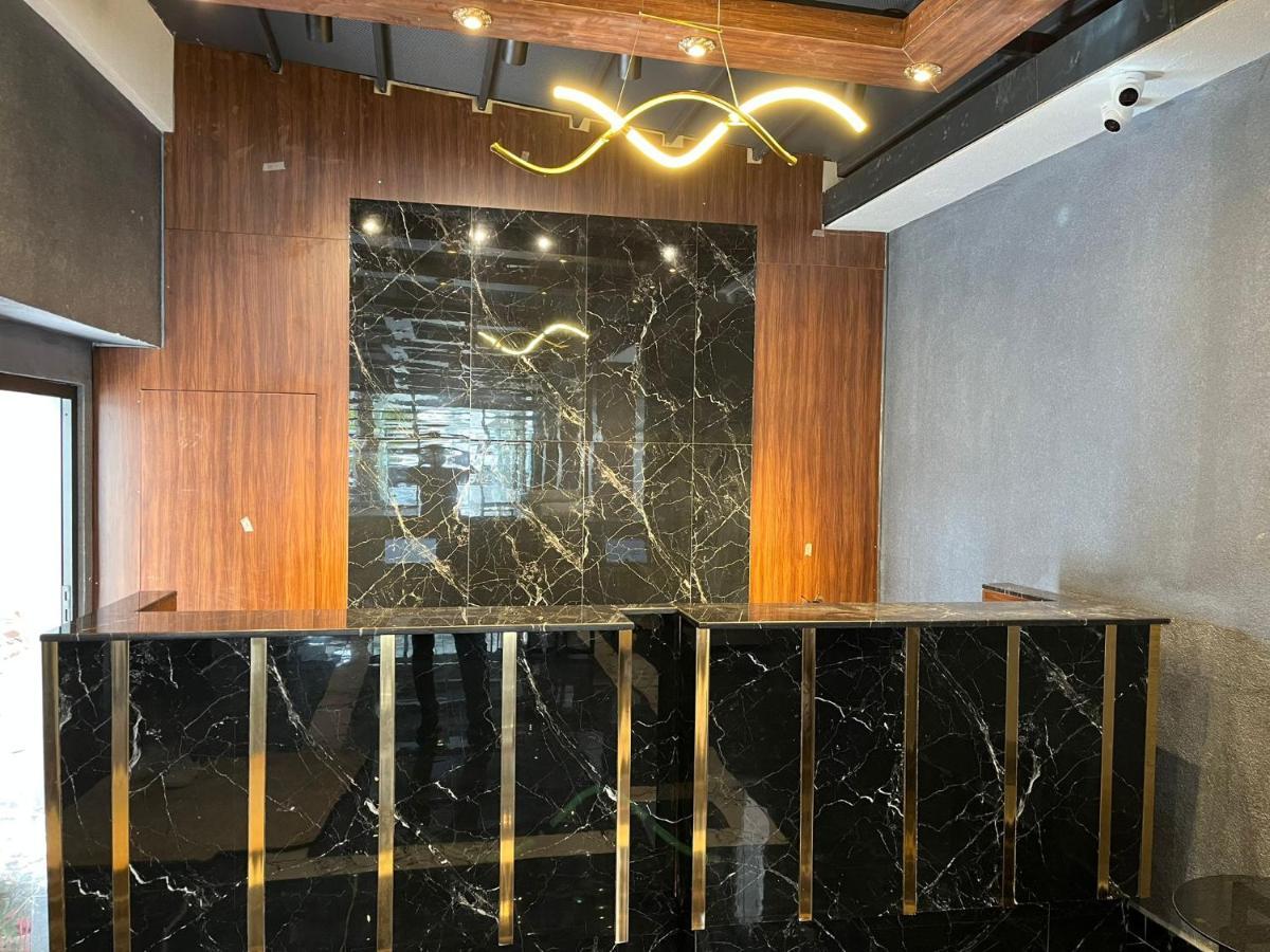 Istanblu Hotel Atasehir Istanbul Exterior photo