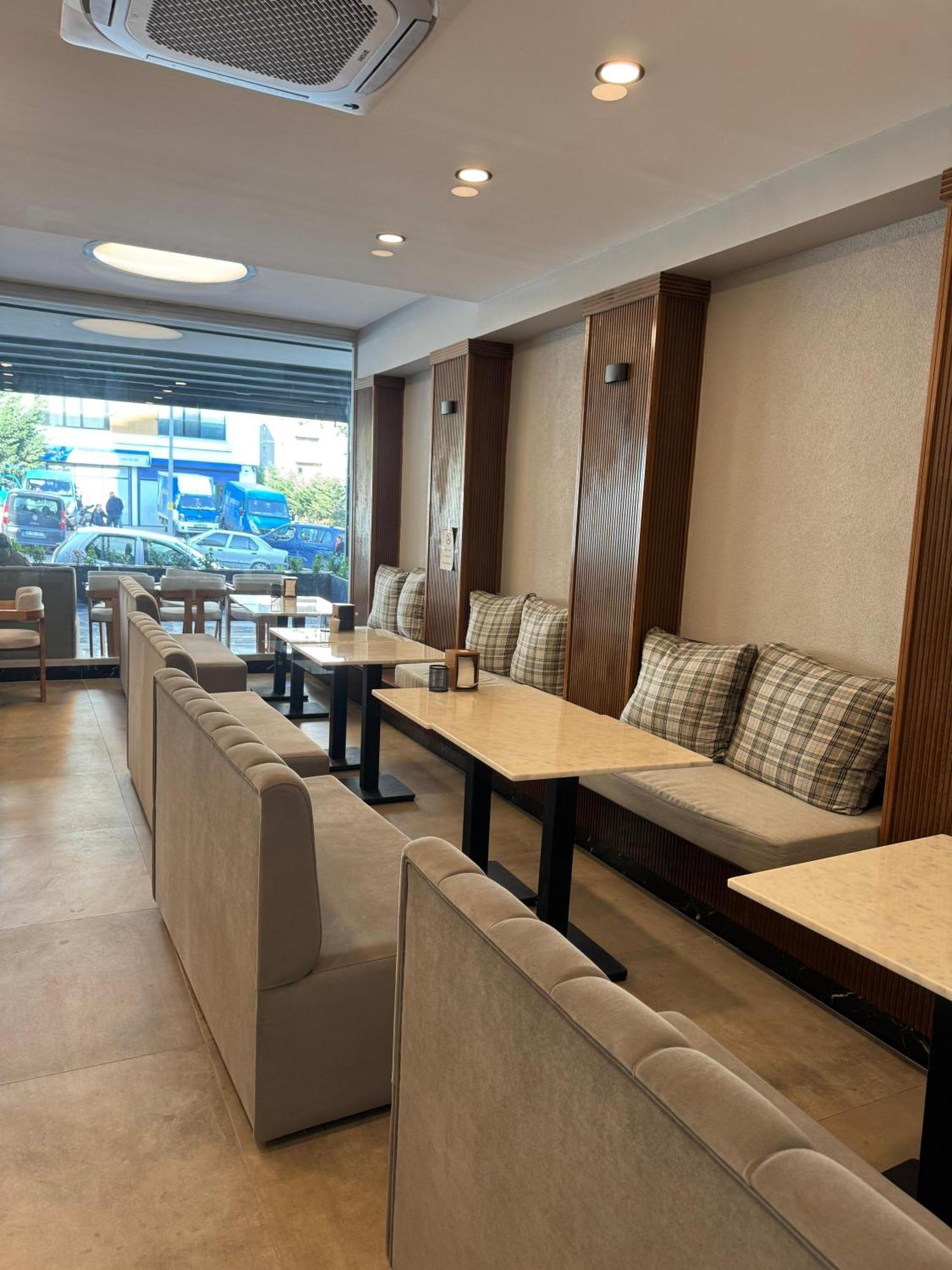 Istanblu Hotel Atasehir Istanbul Exterior photo