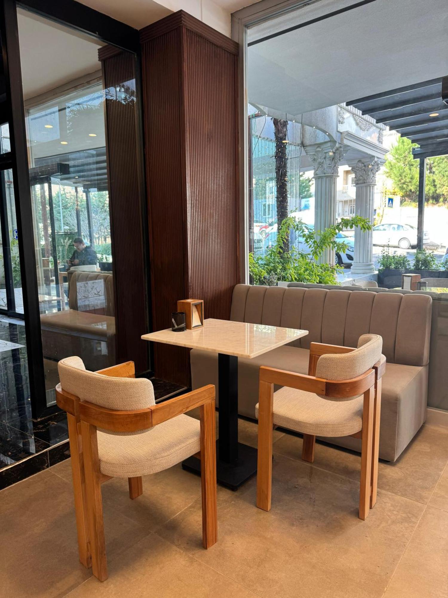 Istanblu Hotel Atasehir Istanbul Exterior photo