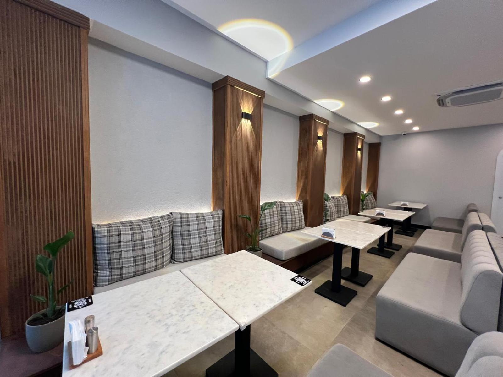 Istanblu Hotel Atasehir Istanbul Exterior photo